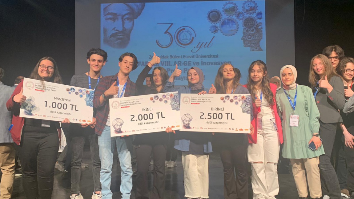 Farabi 8. Ar-Ge ve İnovasyon Proje Yarışmaları Türkiye Birincisi Öğrencimizi Tebrik Ederiz