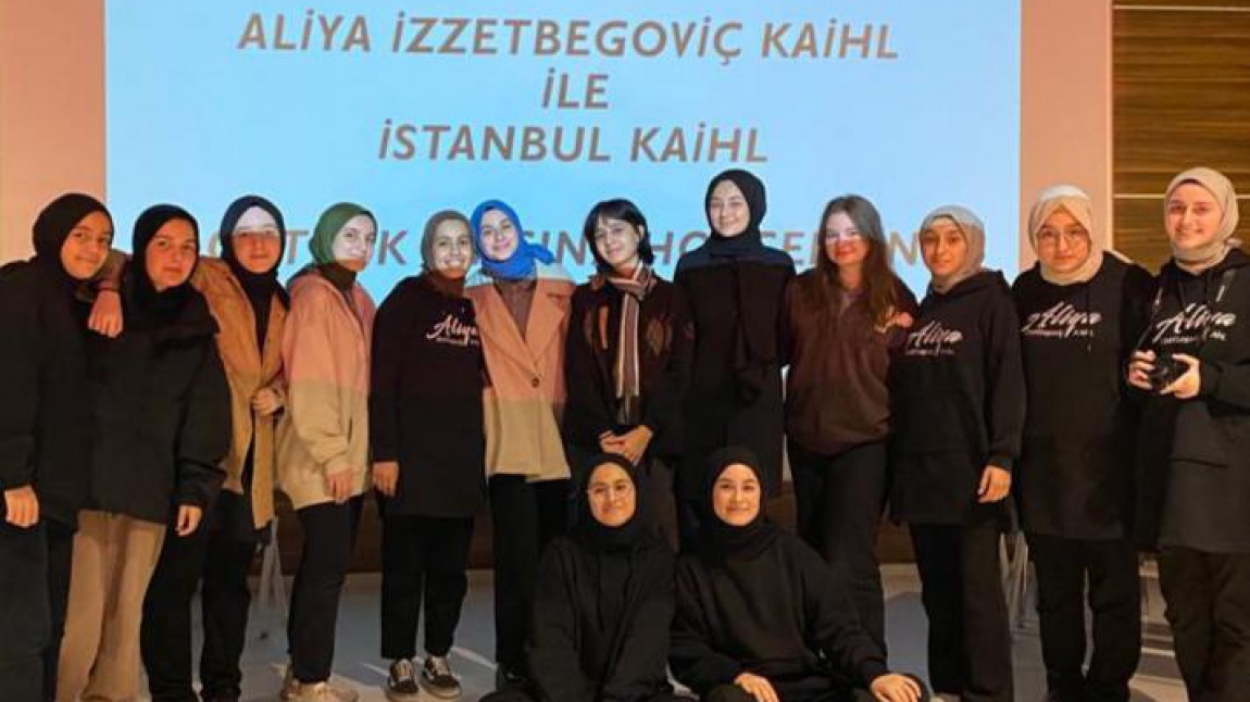  Münazara Kulübümüz Aliya İzzet Begoviç Anadolu İmam Hatip Lisesi Münazara Kulübü ile Dostluk Maçı Yaptı