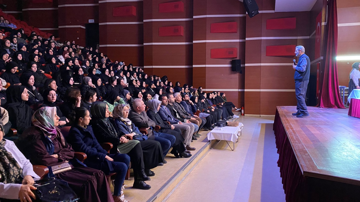 Dr. Öğr. Üyesi Vahdettin IŞIK - Mehmet Akif ERSOY ve İstiklâl Marşı'nın Kabulü Semineri