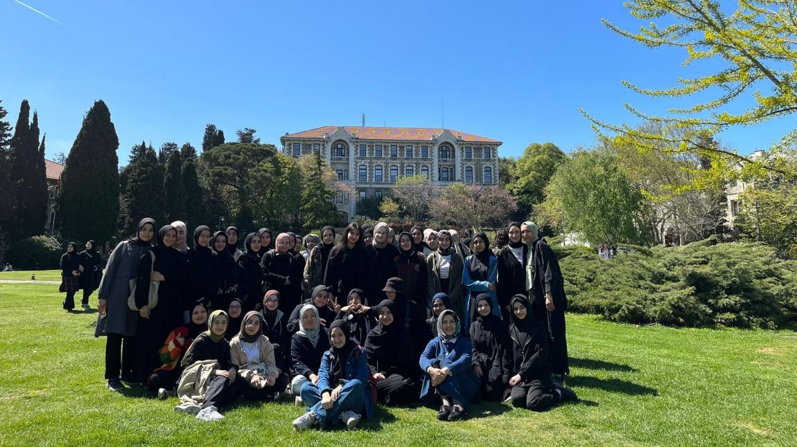 11. Sınıf Öğrencilerimizin Boğaziçi Üniversitesi Gezisi 