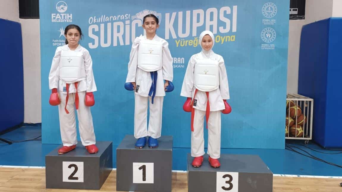 TEBRİKLER - Öğrencimiz Amine Hüma AY KARATE ÜÇÜNCÜSÜ